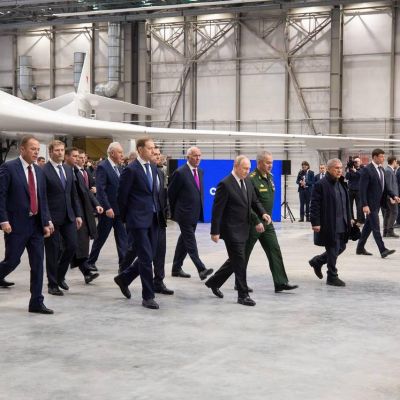 Владимир Путин посетил Казанский авиационный завод имени С.П. Горбунова