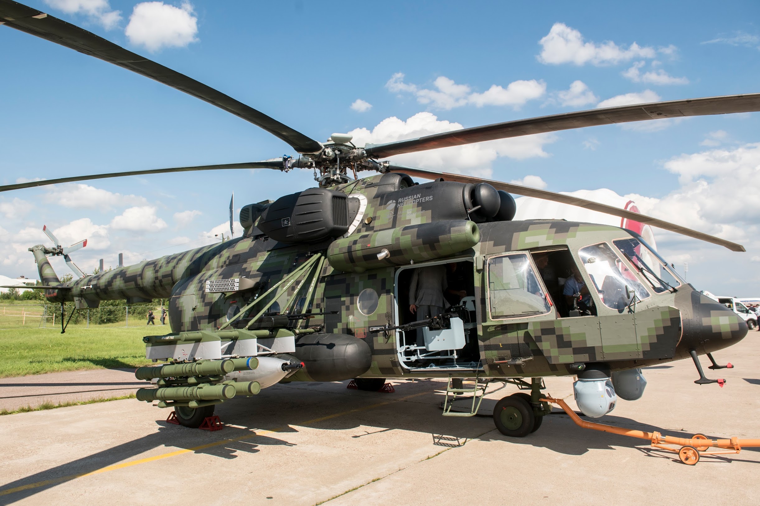 Ростех начал летные испытания новейшего вертолета для спецназа