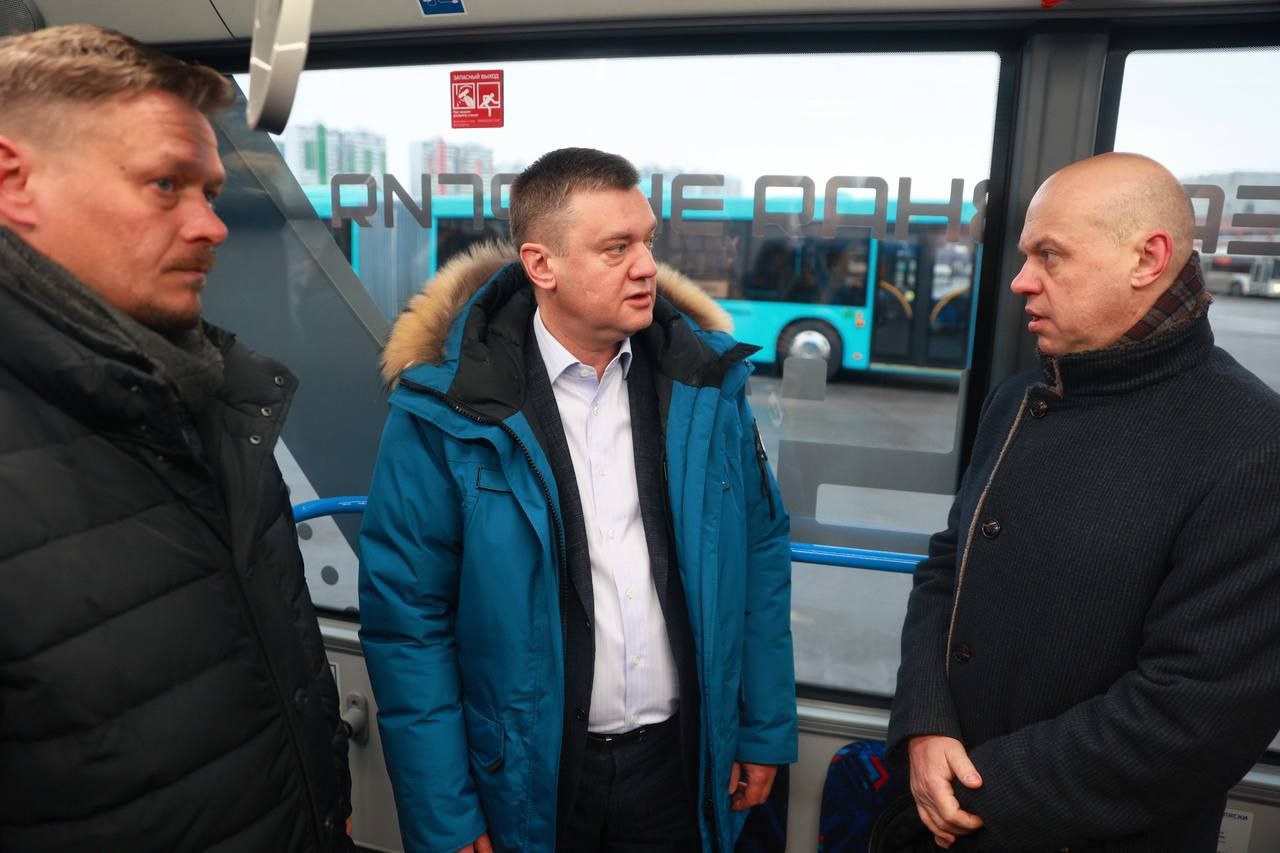 Санкт-Петербург тестирует электробус «КАМАЗ» с ночной зарядкой
