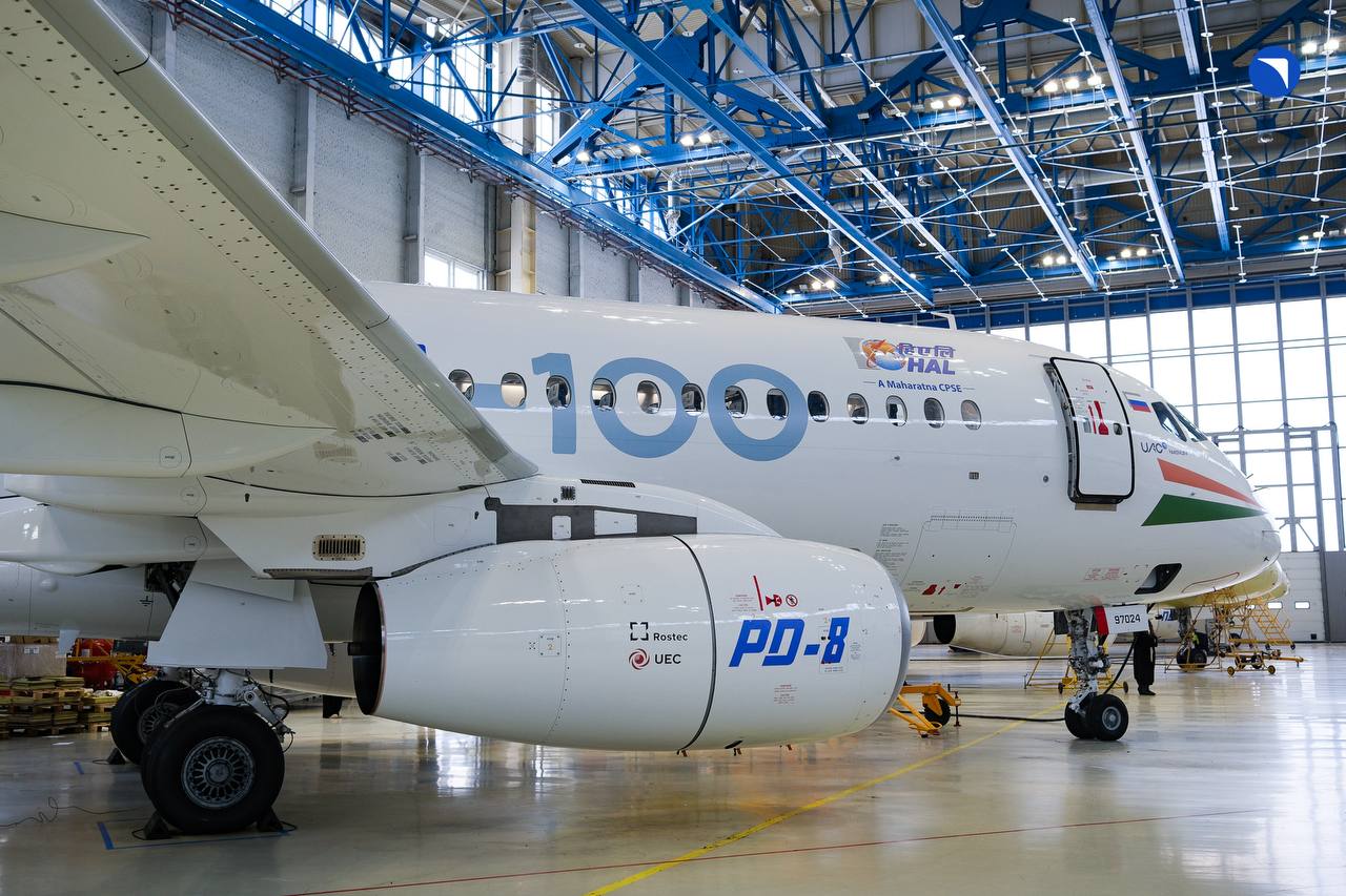 ОАК впервые за рубежом покажет Ил-114-300 и импортозамещенный «Суперджет»