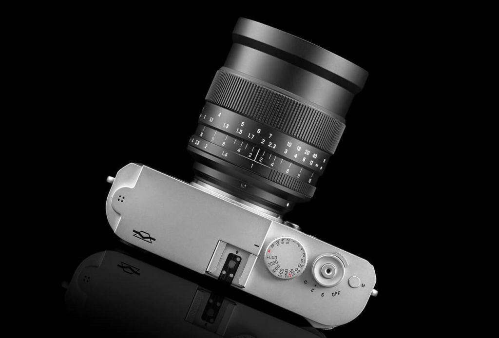 fotoapparat_zenit_m_silver_zenitar_1_35_11.jpg