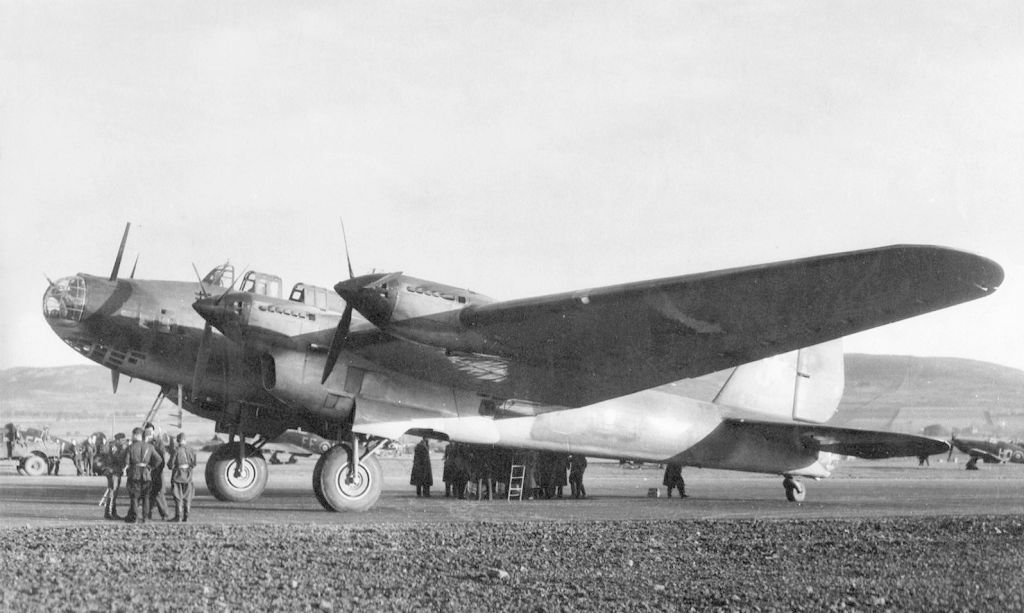 Pe-8-na-stoyanke..jpg