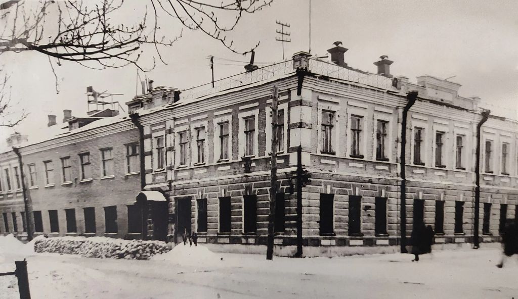 1931_.jpg