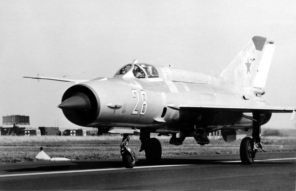 Sept_1971_BA_112_04946_MIG21.jpg