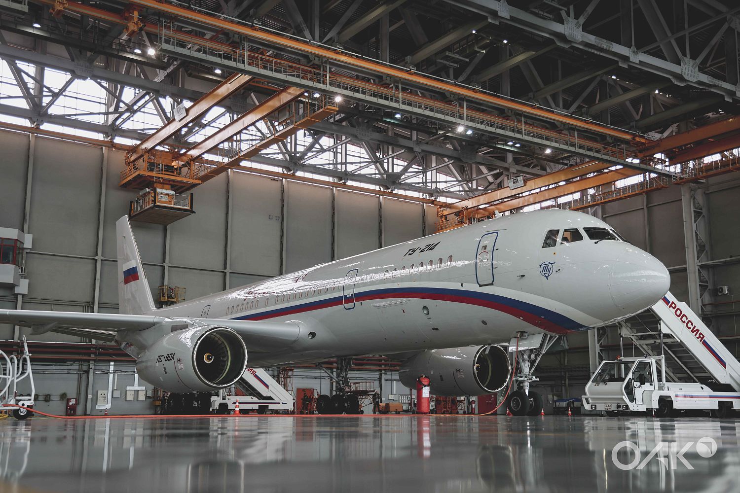 Самолету Ту-214 СЛО «Россия» присвоено имя Андрея Туполева