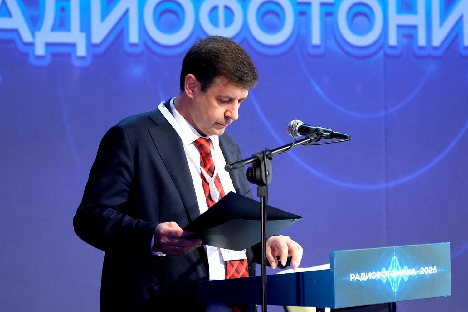 Инженеры «Швабе» предложили новые подходы для совершенствования радаров и систем связи нового поколения