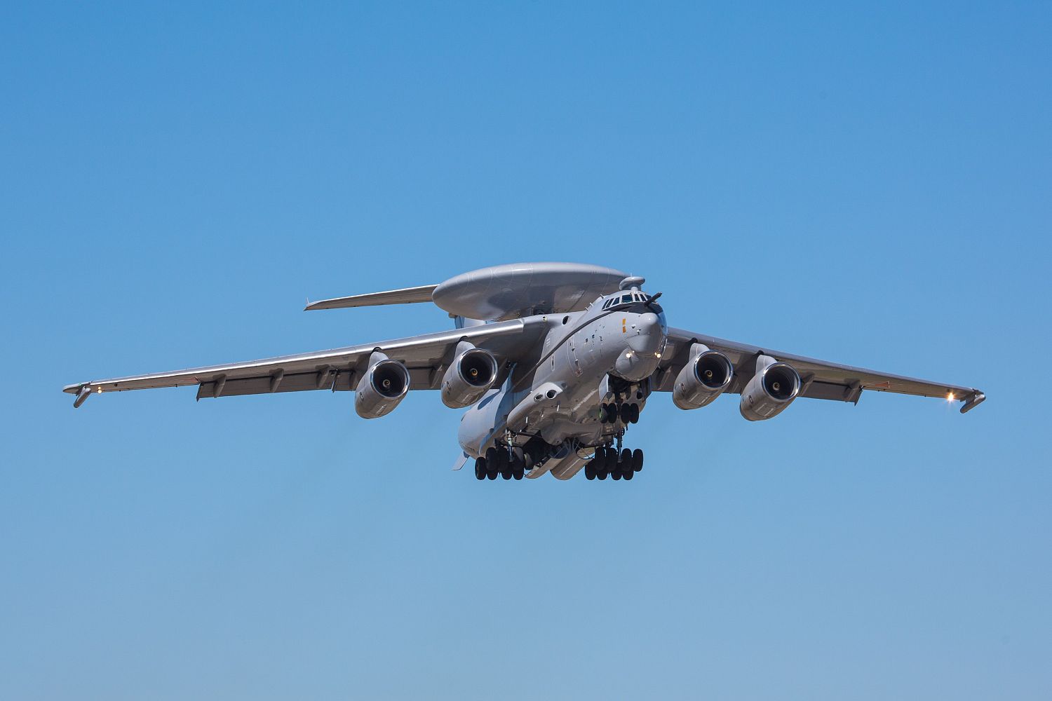 Комплекс А-100 совершил первый полет с включенным локатором