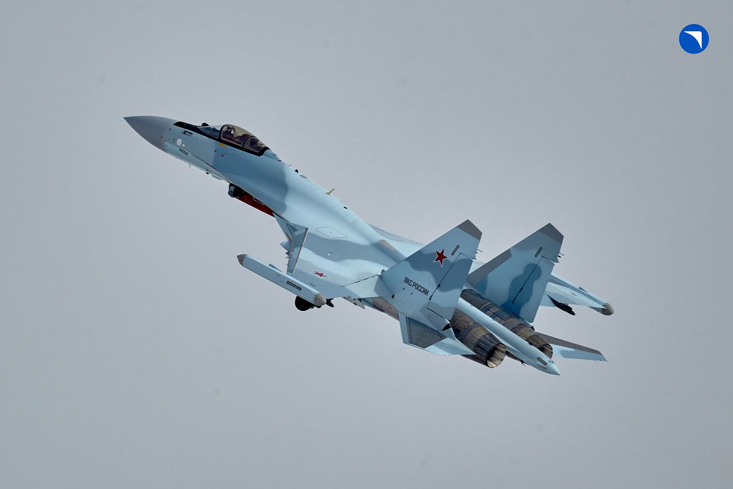 ОАК передала в войска первую в этом году партию самолетов Су-35С