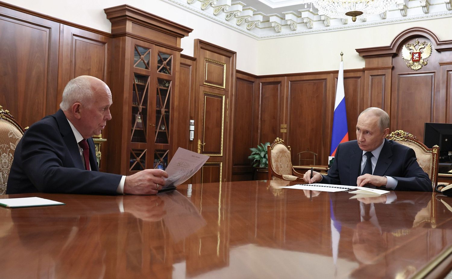 Глава Ростеха представил президенту России итоги работы за 2025 год